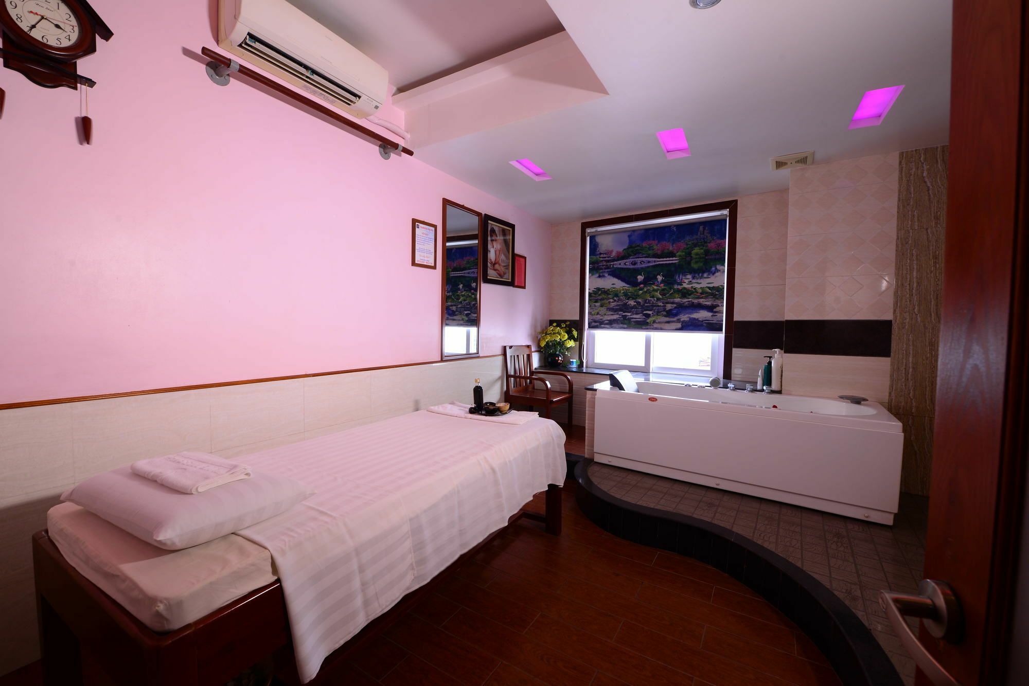Blue Hanoi Inn Luxury Hotel Εξωτερικό φωτογραφία